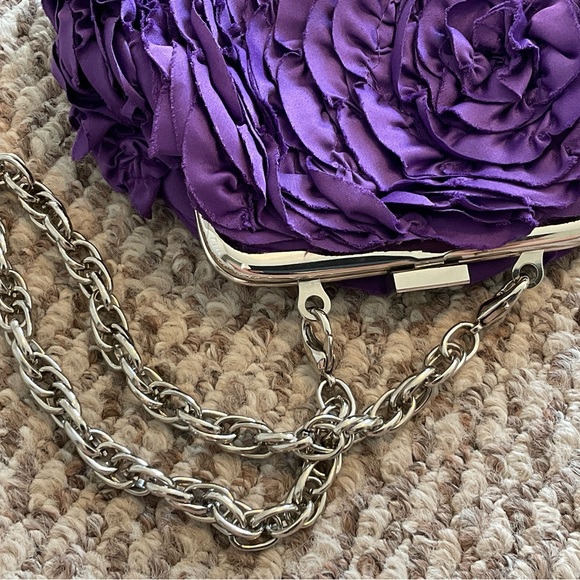 White House Black Market Purple Floral Evening Bag - Picture 8 of 14